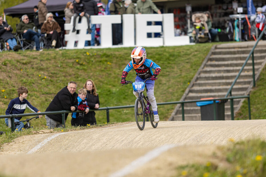 Boscrossers actief op Europese BMX Cup in Tiel